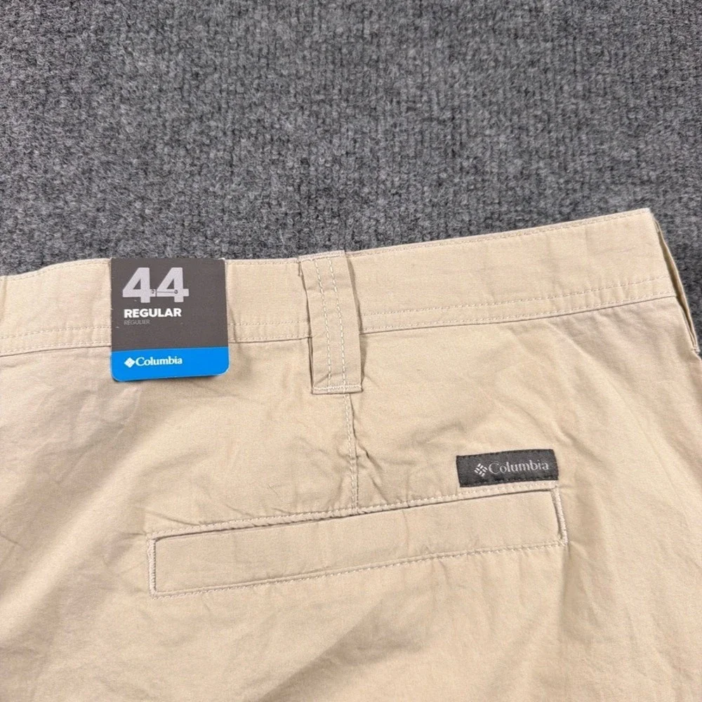 Columbia Washed Out Short Mens 44 Khaki Cotton 10 Inseam NWT